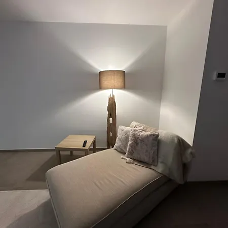 Appartement Neuf 2 Chambres Pour 5 Personnes Mons Exterior photo
